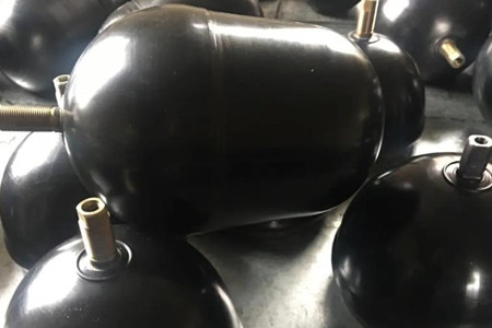 囊式蓄能器壓力嚴(yán)重降低？泄漏是主要原因！